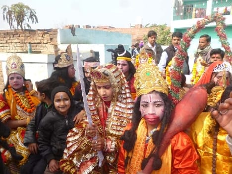 Shiva Family nine Statues honor life